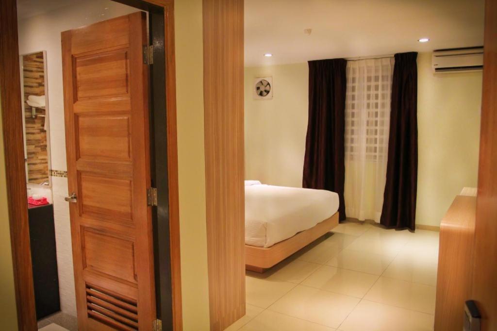 Ktc Hotel Sungkai Exterior foto